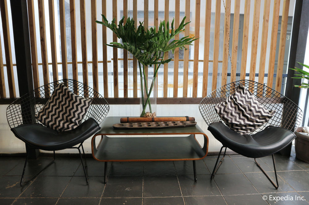 Luxeview Hotel Balabag  エクステリア 写真