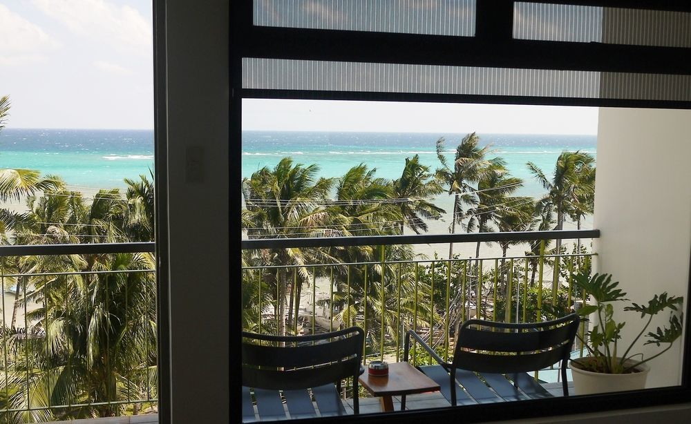 Luxeview Hotel Balabag  エクステリア 写真
