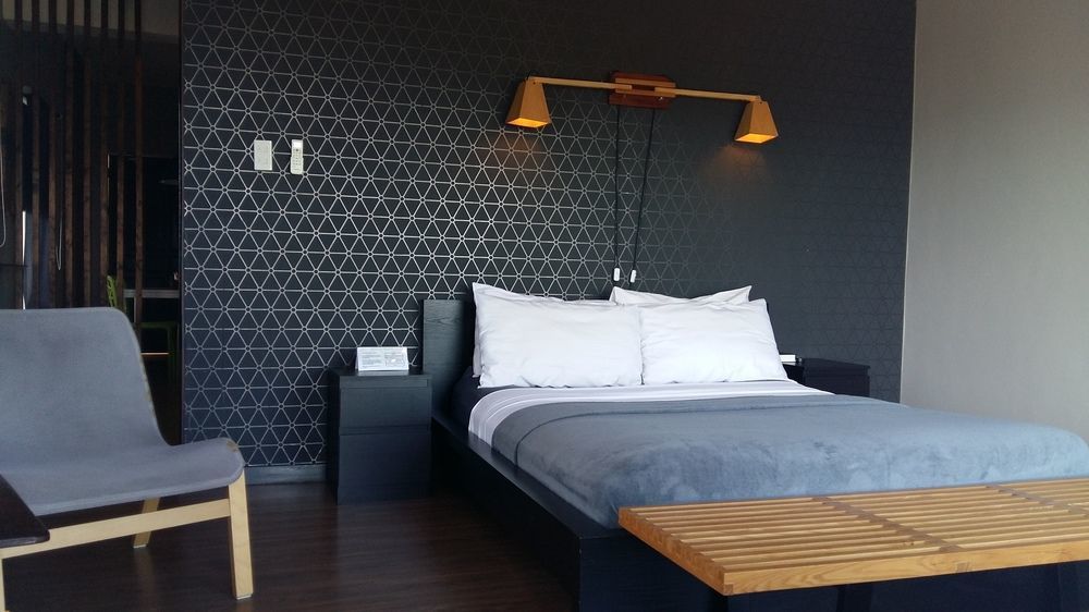 Luxeview Hotel Balabag  エクステリア 写真