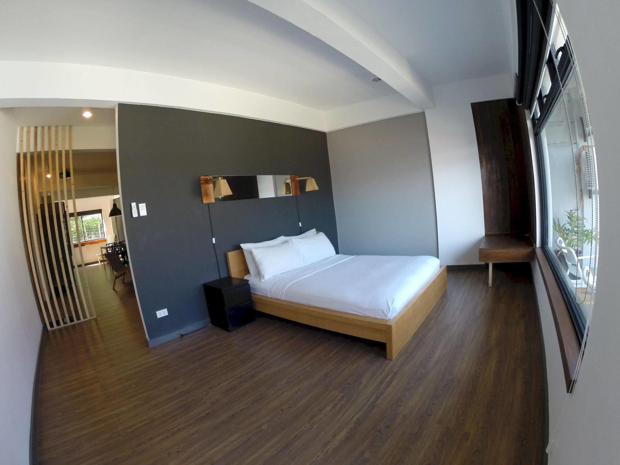 Luxeview Hotel Balabag  エクステリア 写真