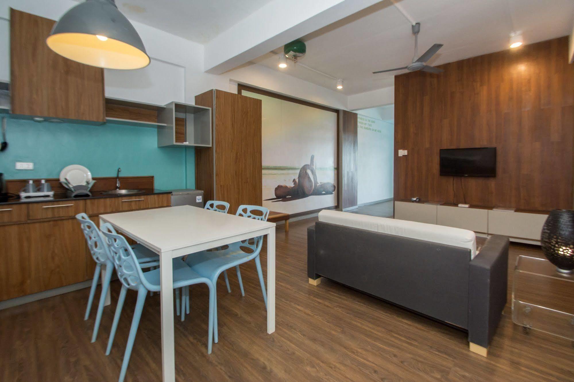 Luxeview Hotel Balabag  エクステリア 写真
